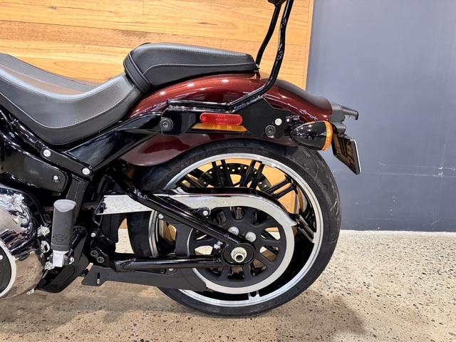 2018 HARLEY-DAVIDSON FXBRS BREAKOUT CRUISER