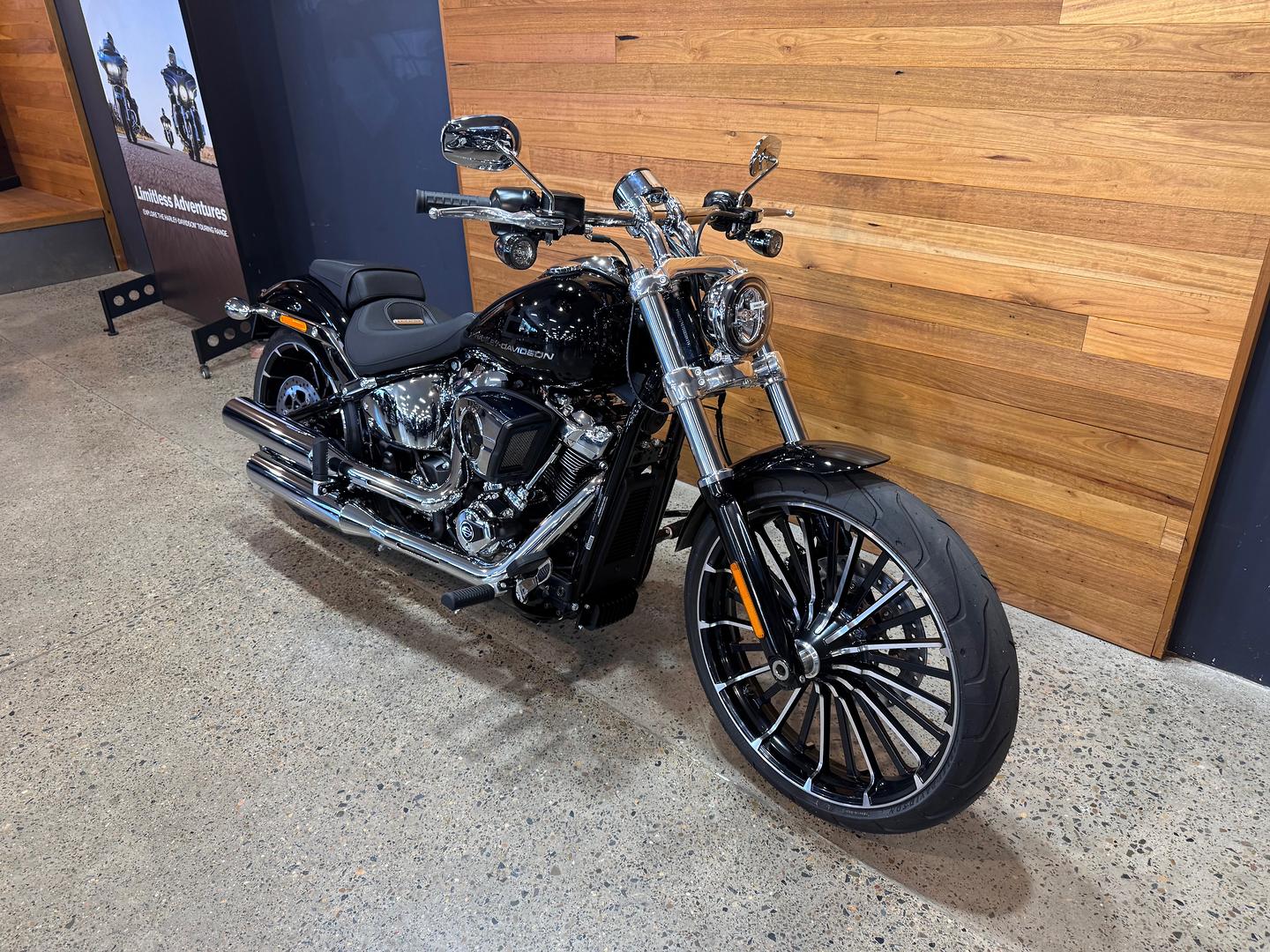 2026 HARLEY-DAVIDSON FXBR BREAKOUT (117) CRUISER
