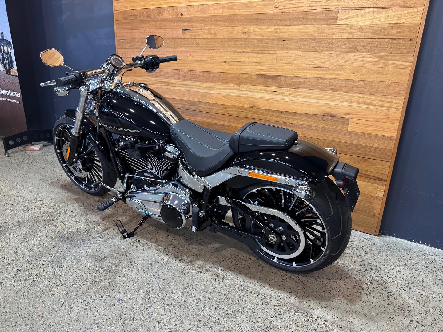 2026 HARLEY-DAVIDSON FXBR BREAKOUT (117) CRUISER