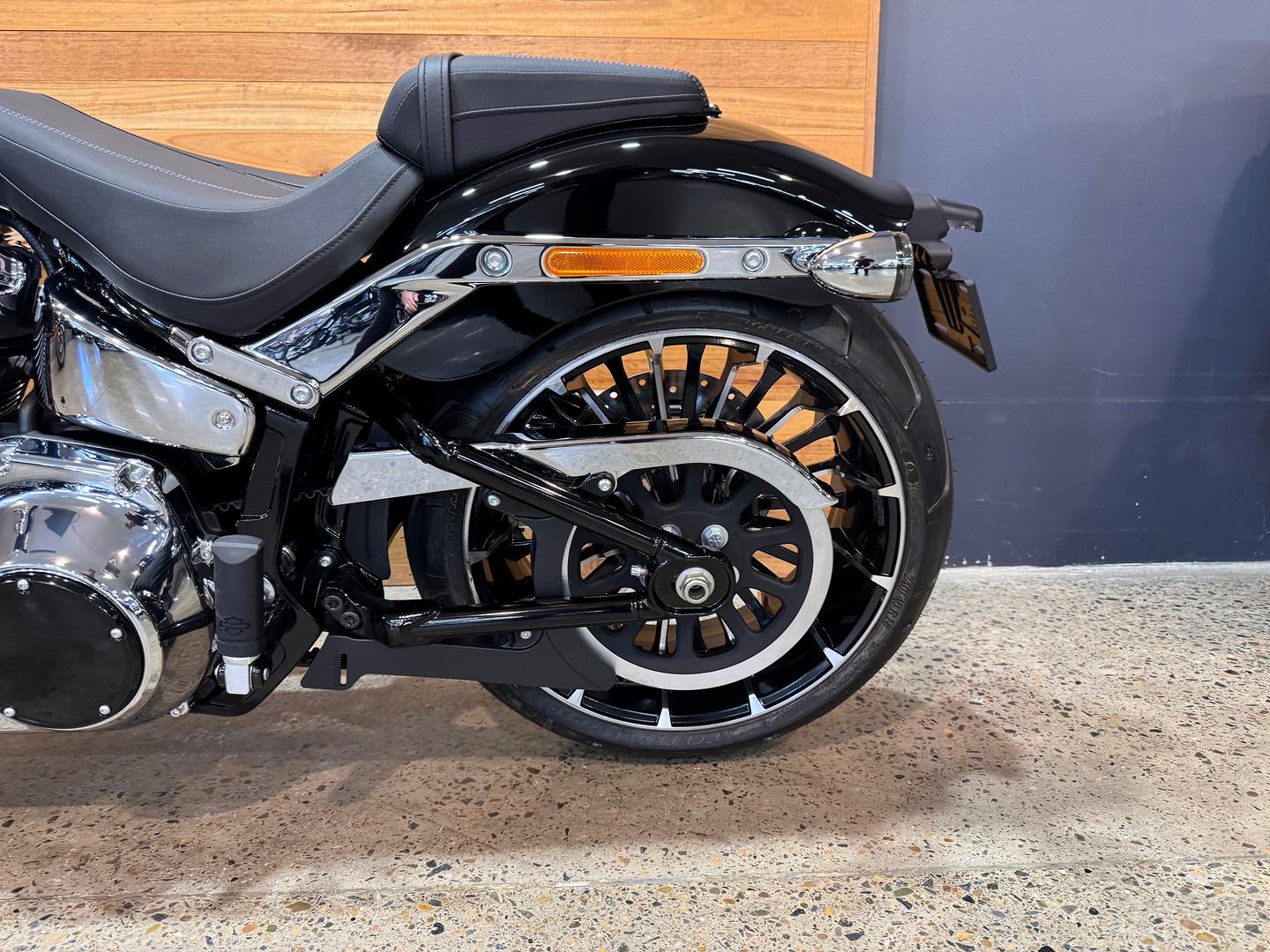 2026 HARLEY-DAVIDSON FXBR BREAKOUT (117) CRUISER