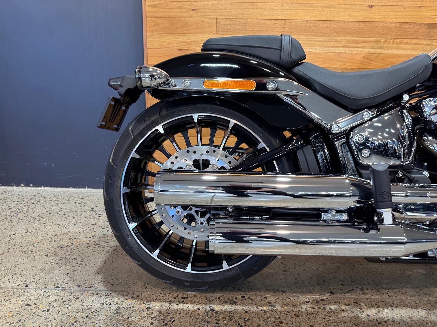 2026 HARLEY-DAVIDSON FXBR BREAKOUT (117) CRUISER