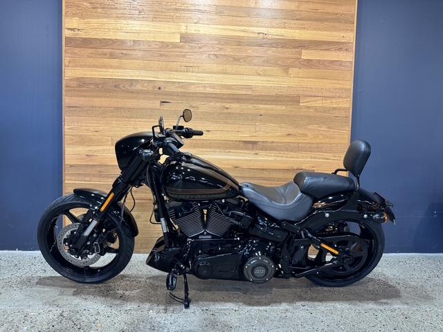 2017 HARLEY-DAVIDSON FXSE CVO PRO STREET BREAKOUT CRUISER