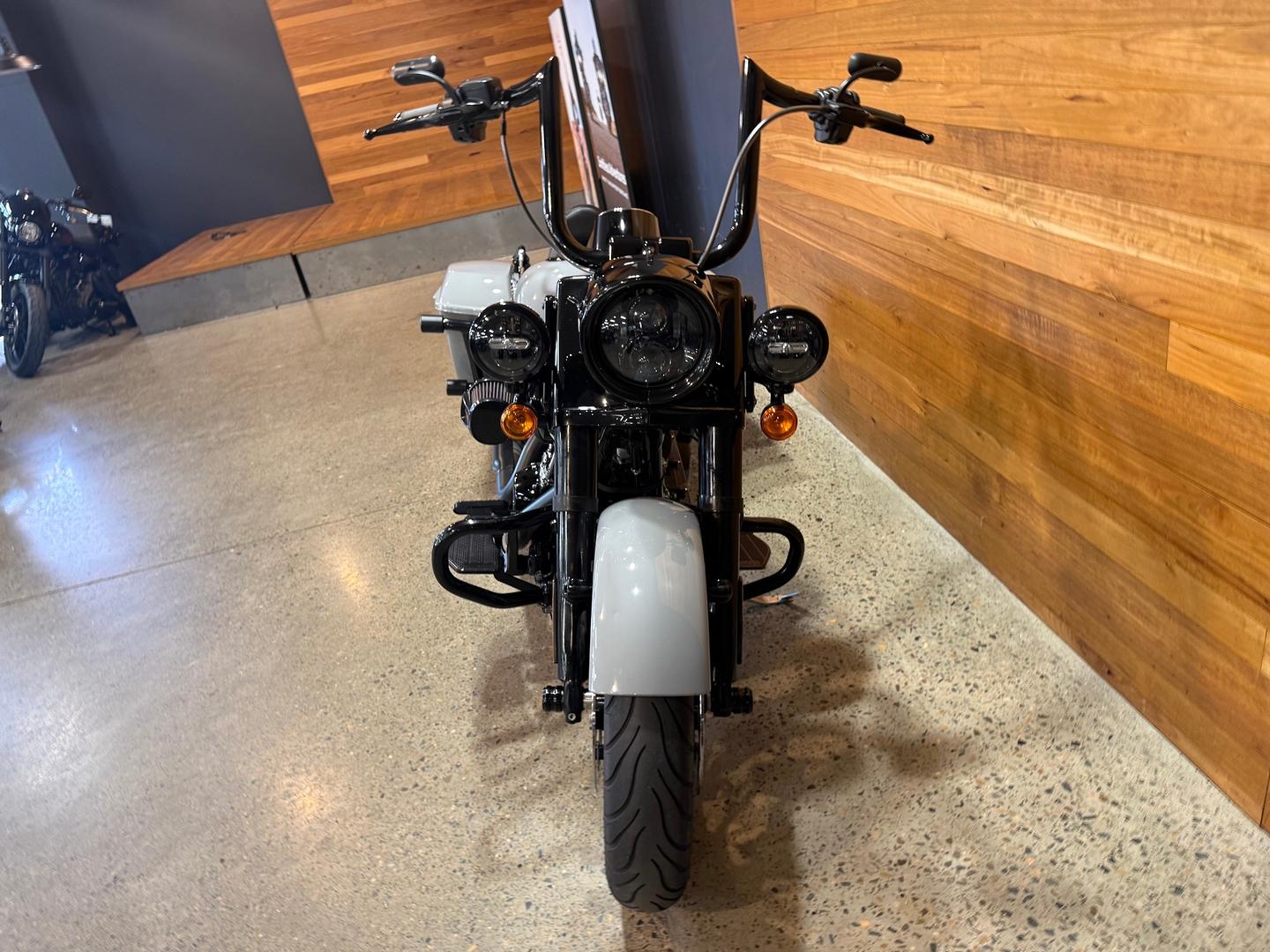 2024 HARLEY-DAVIDSON FLHRXS ROAD KING SPECIAL CRUISER