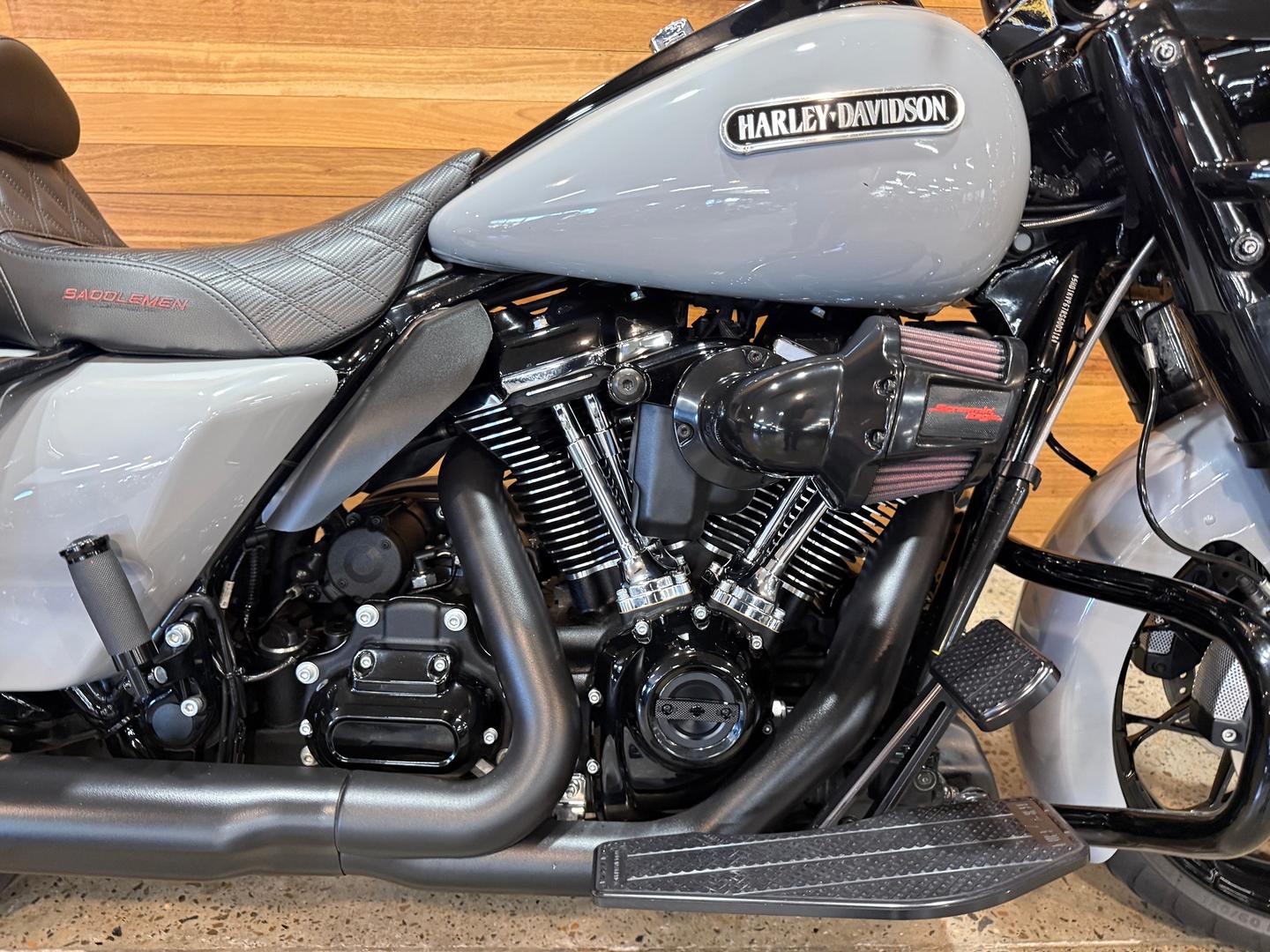 2024 HARLEY-DAVIDSON FLHRXS ROAD KING SPECIAL CRUISER