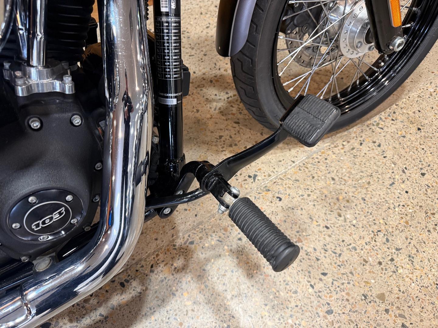 2017 HARLEY-DAVIDSON FXDB STREET BOB CRUISER