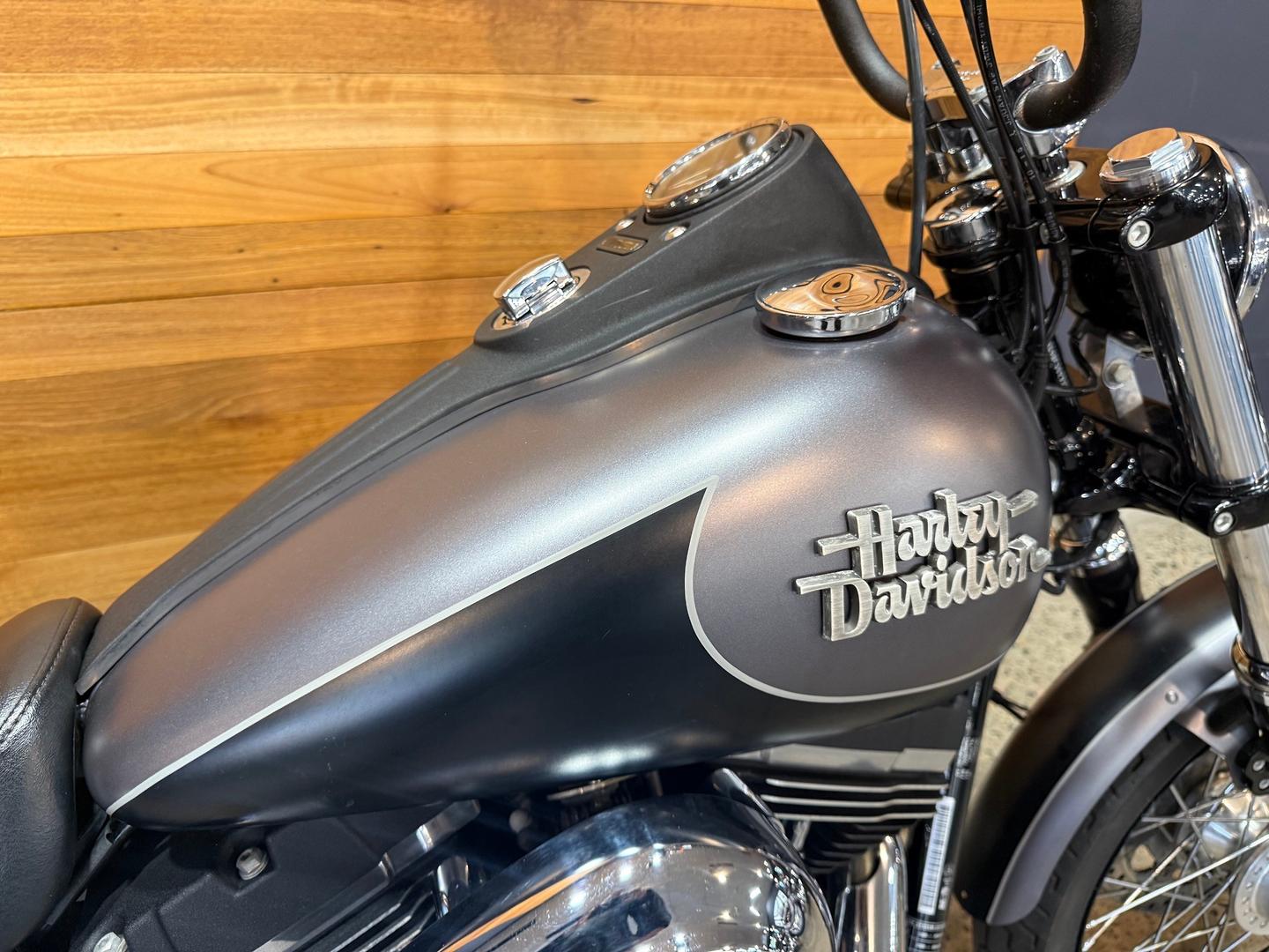 2017 HARLEY-DAVIDSON FXDB STREET BOB CRUISER