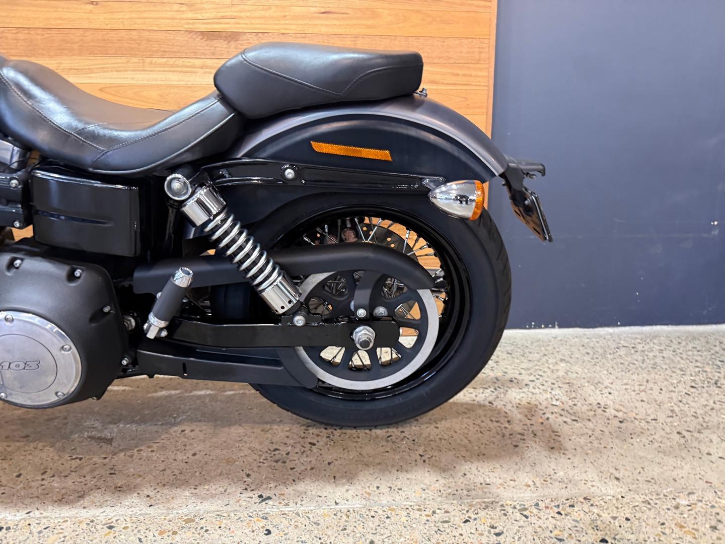 2017 HARLEY-DAVIDSON FXDB STREET BOB CRUISER