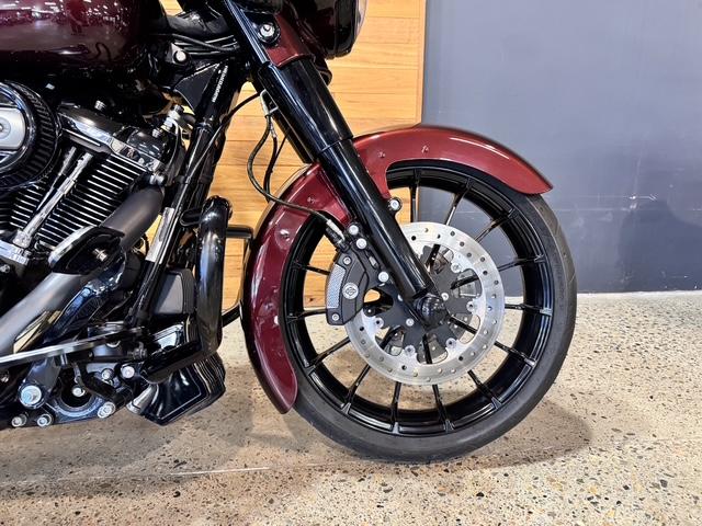 2018 HARLEY-DAVIDSON FLHX STREET GLIDE CRUISER