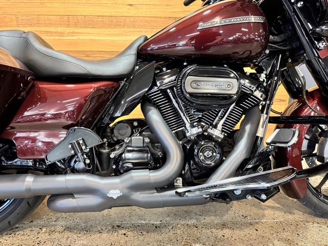 2018 HARLEY-DAVIDSON FLHX STREET GLIDE CRUISER