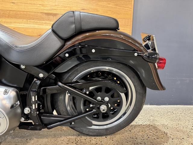 2013 HARLEY-DAVIDSON FLSTFB FAT BOY LO 110th ANN CRUISER