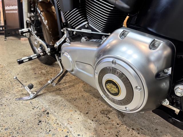 2013 HARLEY-DAVIDSON FLSTFB FAT BOY LO 110th ANN CRUISER
