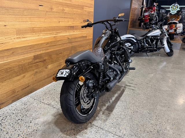 2016 HARLEY-DAVIDSON FXDB STREET BOB CRUISER