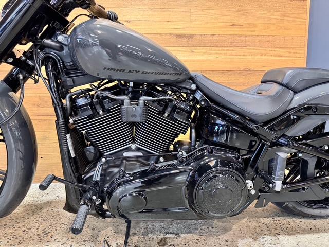 2017 HARLEY-DAVIDSON FXBRS BREAKOUT CRUISER