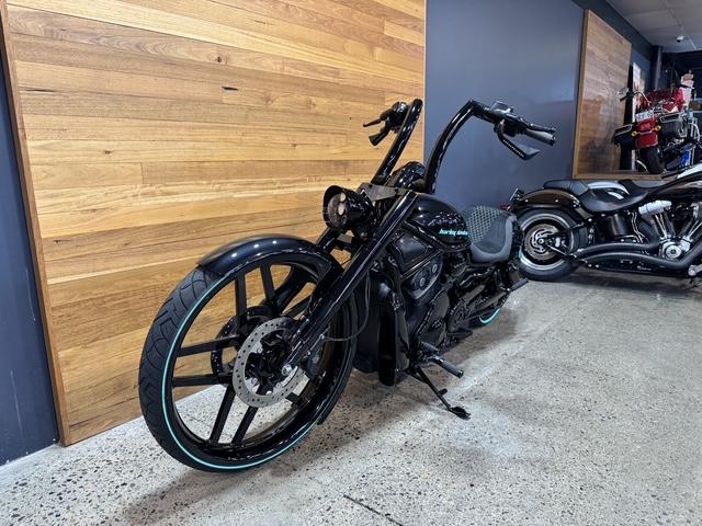 2013 HARLEY-DAVIDSON VRSCDX NIGHT ROD SPECIAL CRUISER
