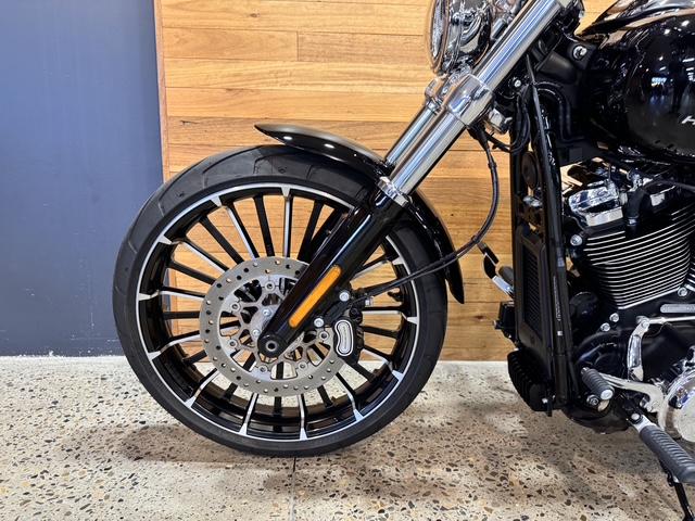 2025 HARLEY-DAVIDSON FXBR BREAKOUT (117) CRUISER