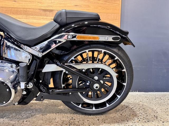 2025 HARLEY-DAVIDSON FXBR BREAKOUT (117) CRUISER