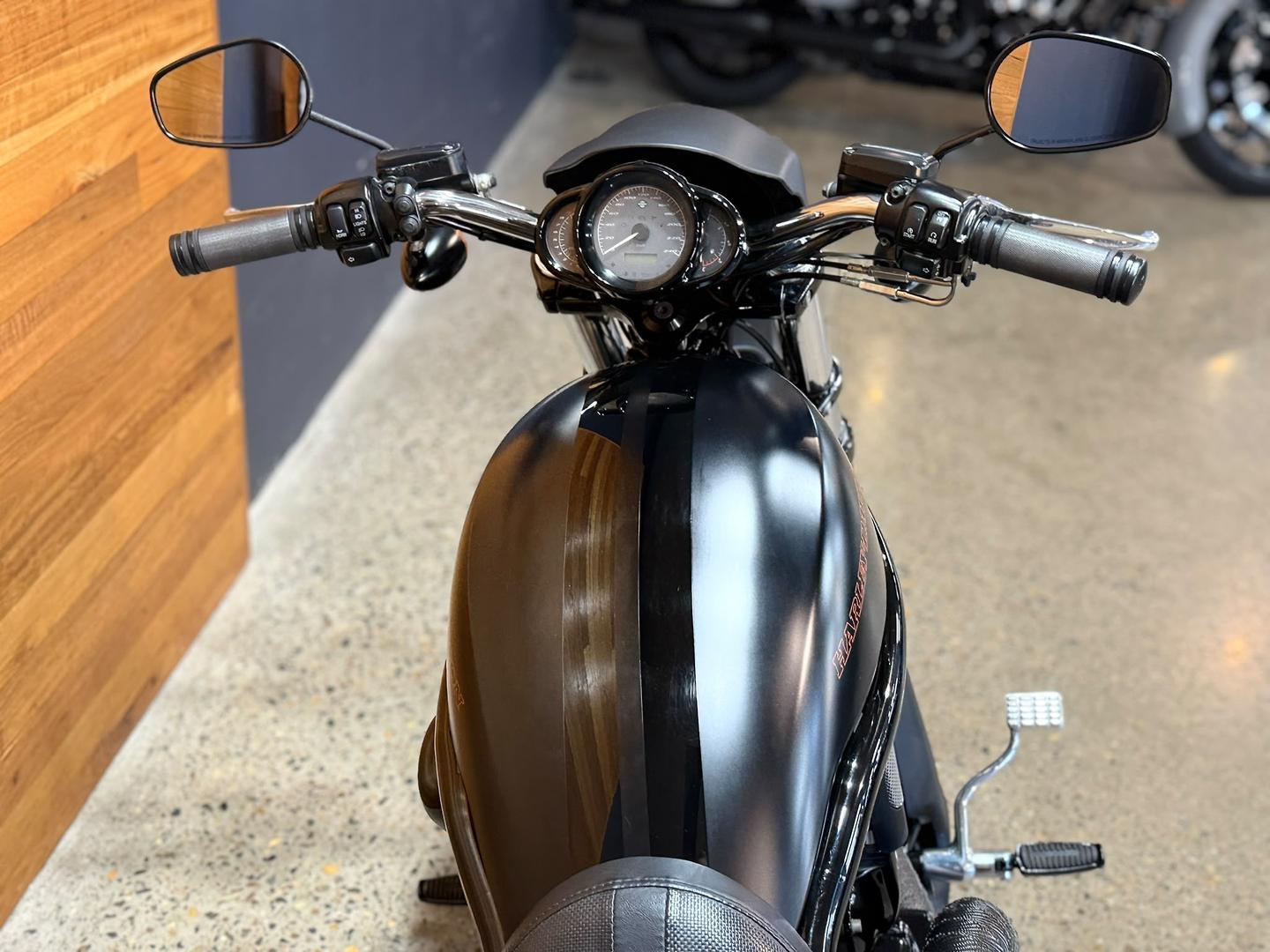 2009 HARLEY-DAVIDSON VRSCDX NIGHT ROD SPECIAL CRUISER