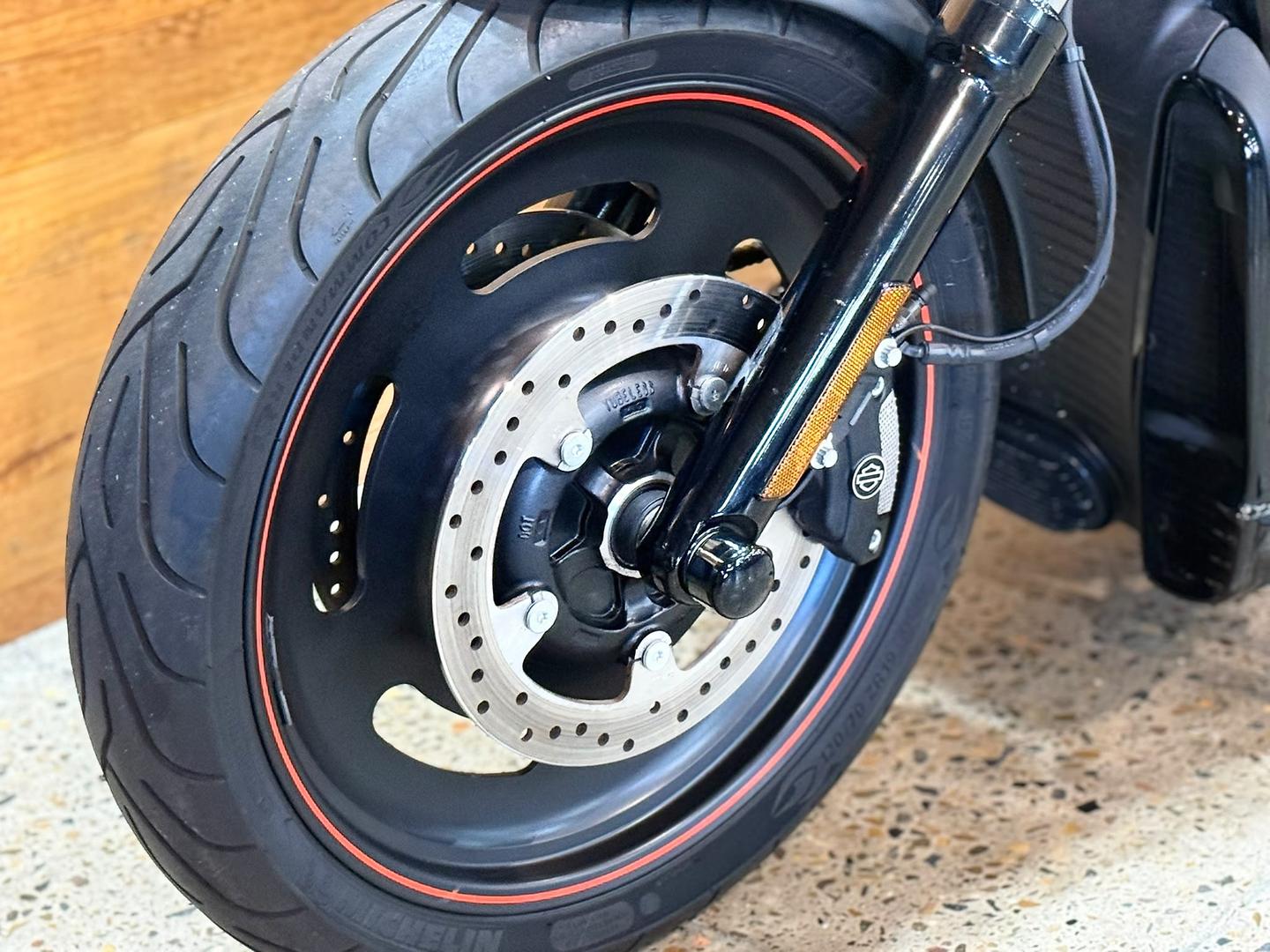 2009 HARLEY-DAVIDSON VRSCDX NIGHT ROD SPECIAL CRUISER
