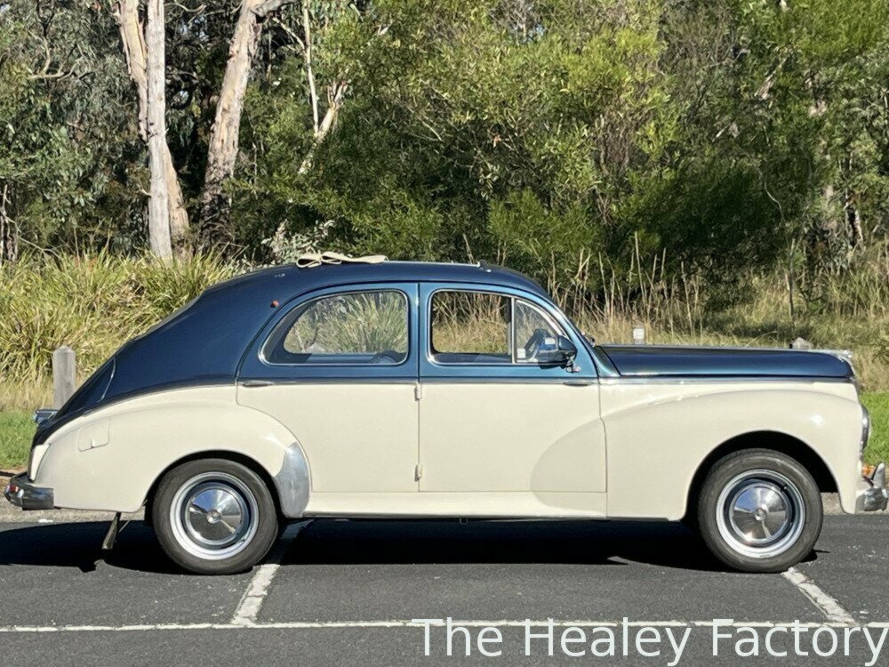 1960 PEUGEOT 403 4 SP MANUAL 4D SEDAN