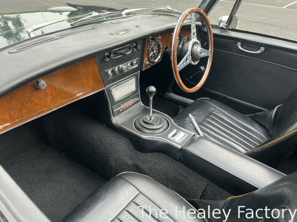 1966 AUSTIN HEALEY 3000 MK III BJ8 4 SP MANUAL + O/DRIVE 2D ROADSTER