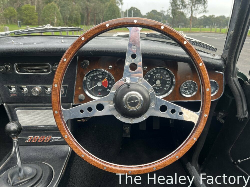 1966 AUSTIN HEALEY 3000 MK III BJ8 4 SP MANUAL + O/DRIVE 2D ROADSTER