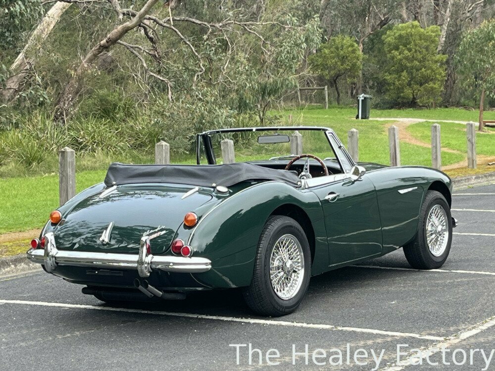 1966 AUSTIN HEALEY 3000 MK III BJ8 4 SP MANUAL + O/DRIVE 2D ROADSTER