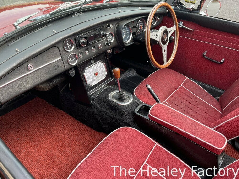 1968 MG MGB SPORTS MK II 4 SP MAN + OVERDRIVE 2D ROADSTER