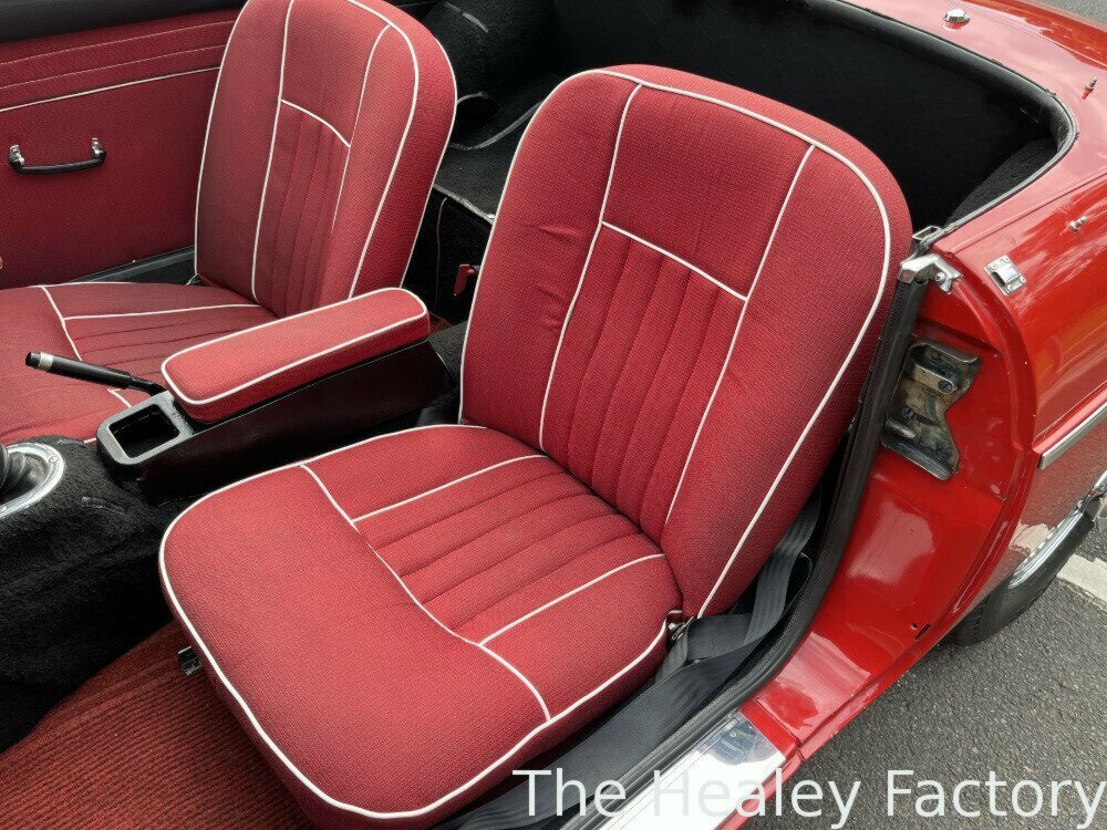 1968 MG MGB SPORTS MK II 4 SP MAN + OVERDRIVE 2D ROADSTER
