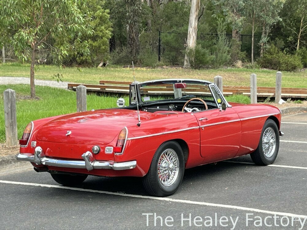 1968 MG MGB SPORTS MK II 4 SP MAN + OVERDRIVE 2D ROADSTER