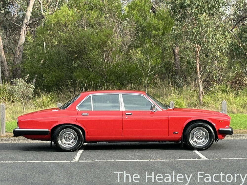 1985 JAGUAR XJ6 SERIES III 4.2 3 SP AUTOMATIC 4D SEDAN