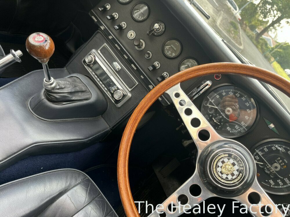 1966 JAGUAR E TYPE SERIES 1 4.2 4 SP MANUAL 2D ROADSTER