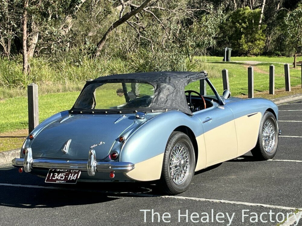 1958 AUSTIN HEALEY 100 BN4 4 SP MANUAL + O/DRIVE 2D ROADSTER