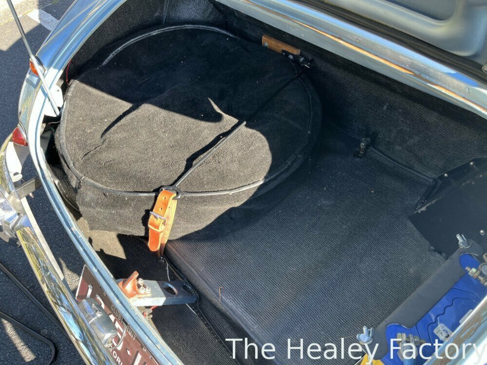 1958 AUSTIN HEALEY 100 BN4 4 SP MANUAL + O/DRIVE 2D ROADSTER