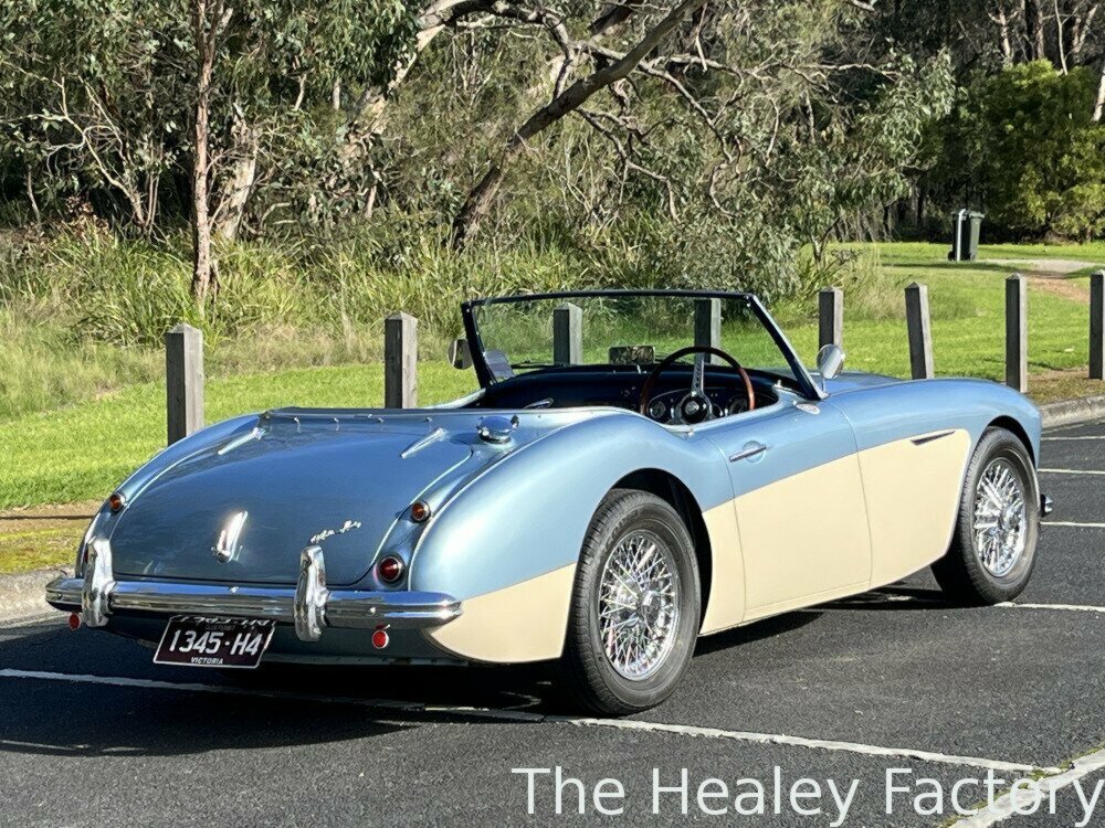 1958 AUSTIN HEALEY 100 BN4 4 SP MANUAL + O/DRIVE 2D ROADSTER