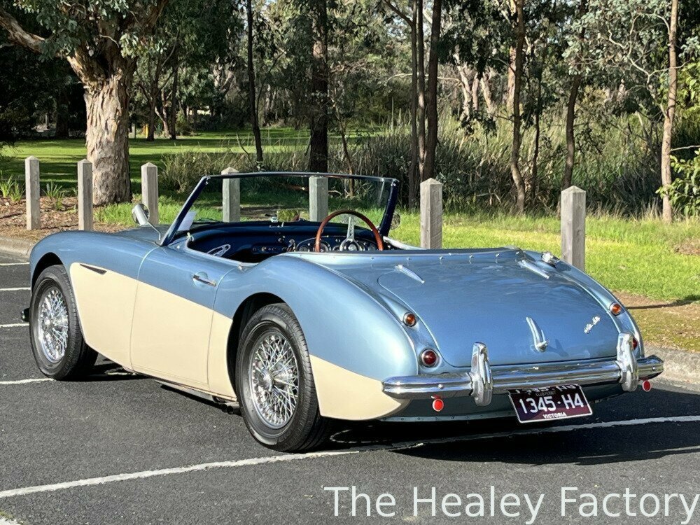 1958 AUSTIN HEALEY 100 BN4 4 SP MANUAL + O/DRIVE 2D ROADSTER