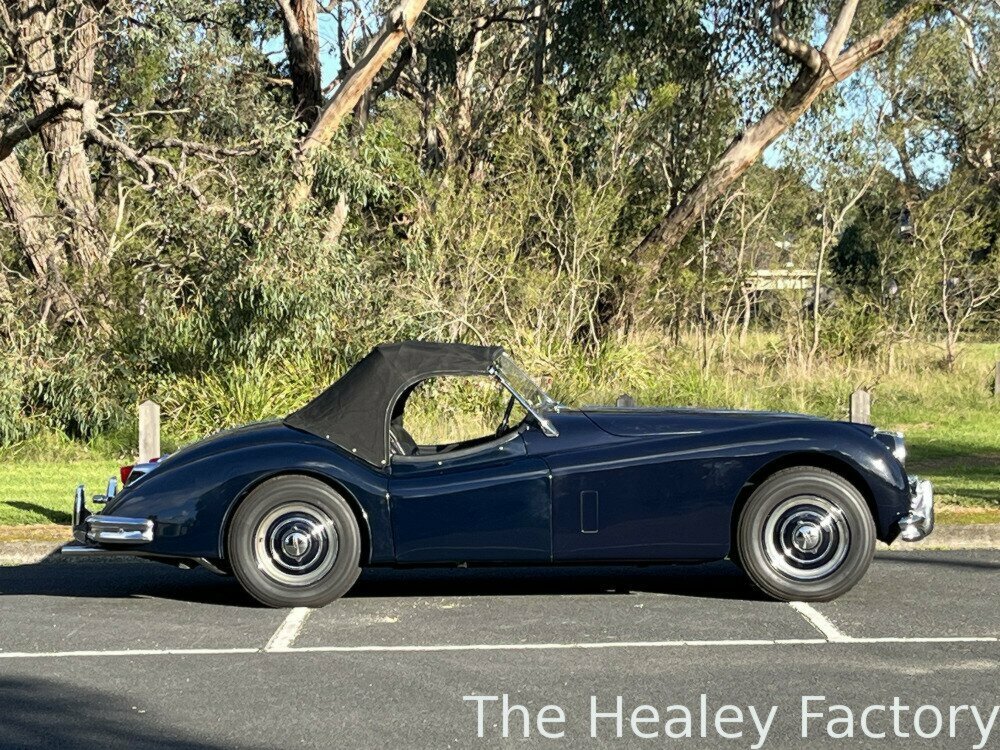 1955 JAGUAR XK140 4 SP MANUAL + O/DRIVE 2D ROADSTER