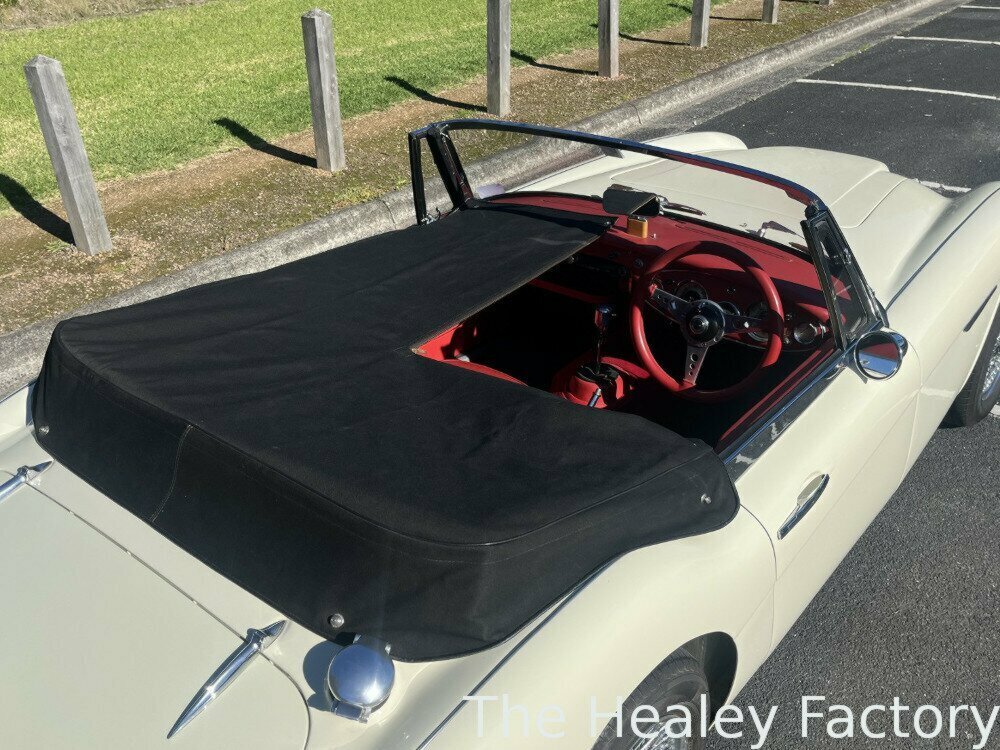 1963 AUSTIN HEALEY 3000 MK II BJ7 4 SP MAN + OVERDRIVE 2D CABRIOLET