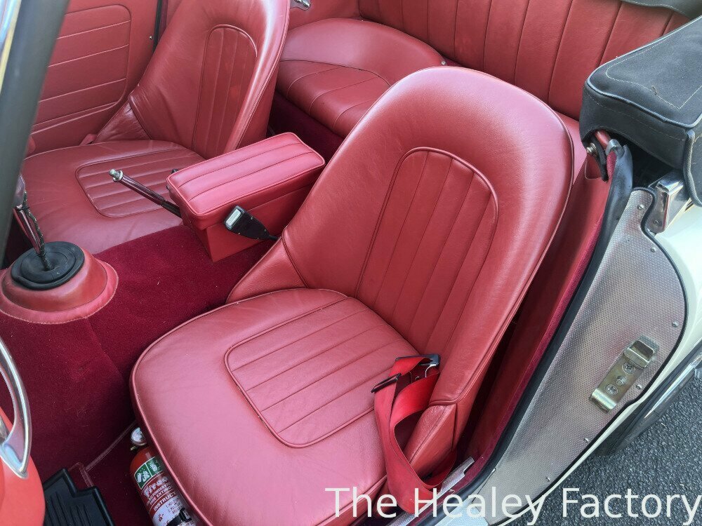 1963 AUSTIN HEALEY 3000 MK II BJ7 4 SP MAN + OVERDRIVE 2D CABRIOLET