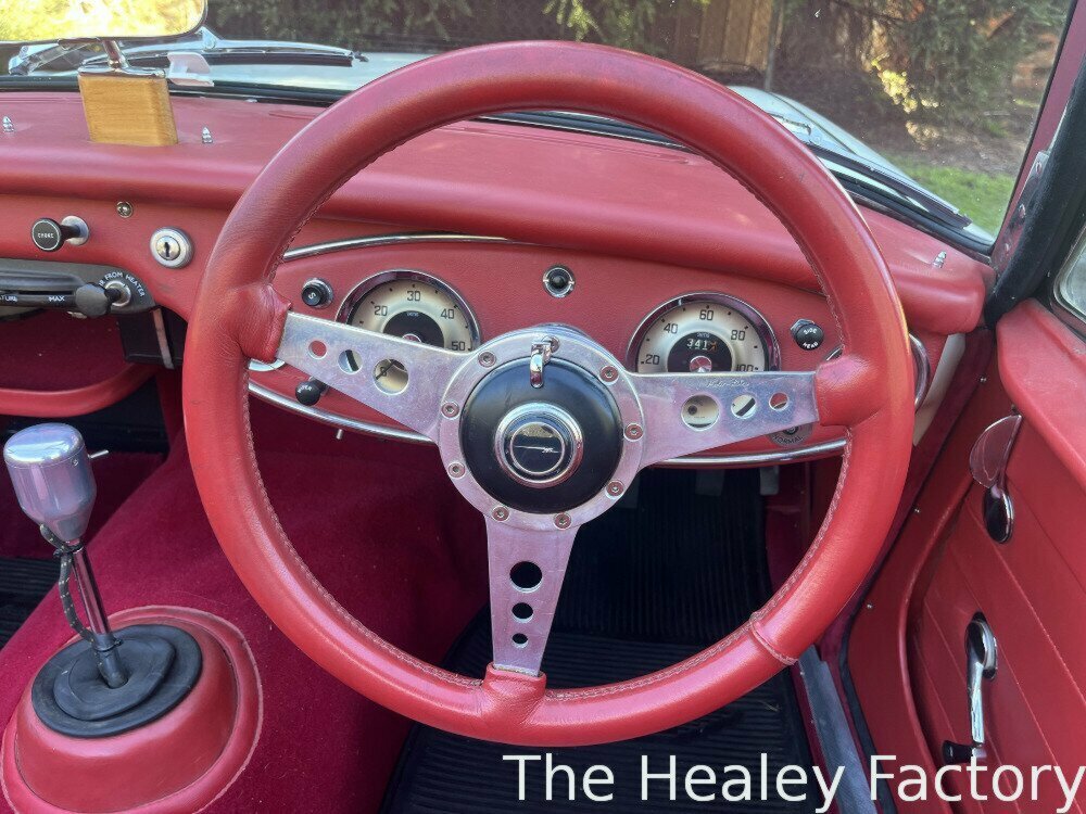 1963 AUSTIN HEALEY 3000 MK II BJ7 4 SP MAN + OVERDRIVE 2D CABRIOLET