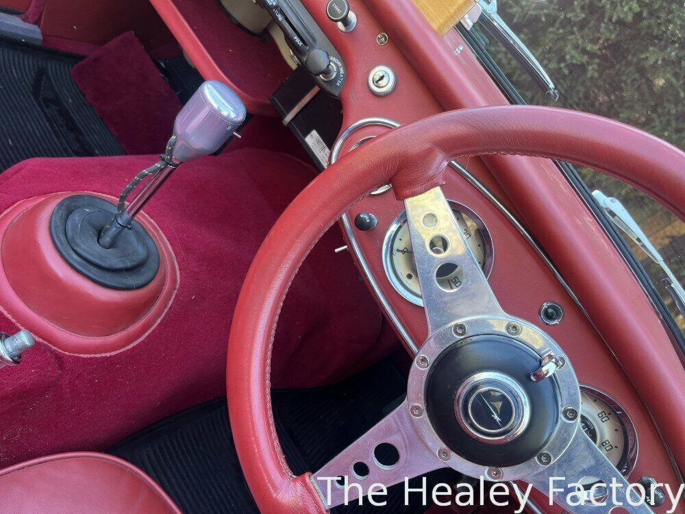 1963 AUSTIN HEALEY 3000 MK II BJ7 4 SP MAN + OVERDRIVE 2D CABRIOLET