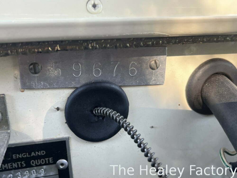 1963 AUSTIN HEALEY 3000 MK II BJ7 4 SP MAN + OVERDRIVE 2D CABRIOLET