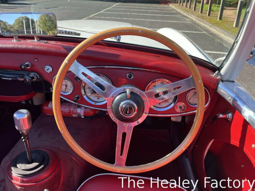1960 AUSTIN HEALEY 3000 MK I BN7 4 SP MANUAL 2D ROADSTER