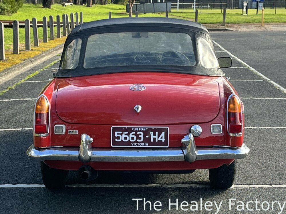 1969 MG MGB MK2 GT 4 SP MAN + OVERDRIVE 2D COUPE