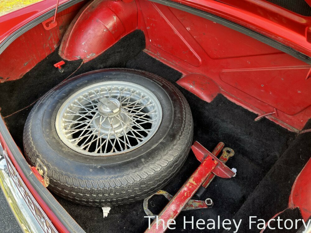 1969 MG MGB MK2 GT 4 SP MAN + OVERDRIVE 2D COUPE