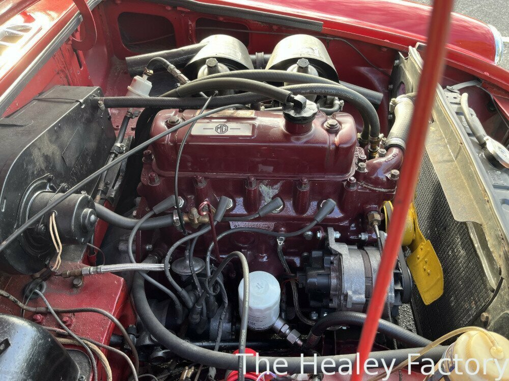 1969 MG MGB MK2 GT 4 SP MAN + OVERDRIVE 2D COUPE