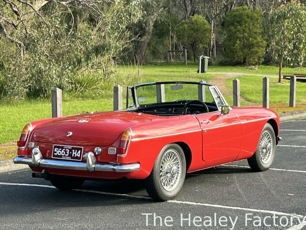 1969 MG MGB MK2 GT 4 SP MAN + OVERDRIVE 2D COUPE