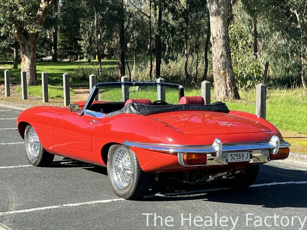 1968 JAGUAR E TYPE SERIES 2 4.2 4 SP MANUAL 2D ROADSTER