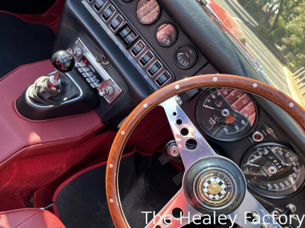 1968 JAGUAR E TYPE SERIES 2 4.2 4 SP MANUAL 2D ROADSTER