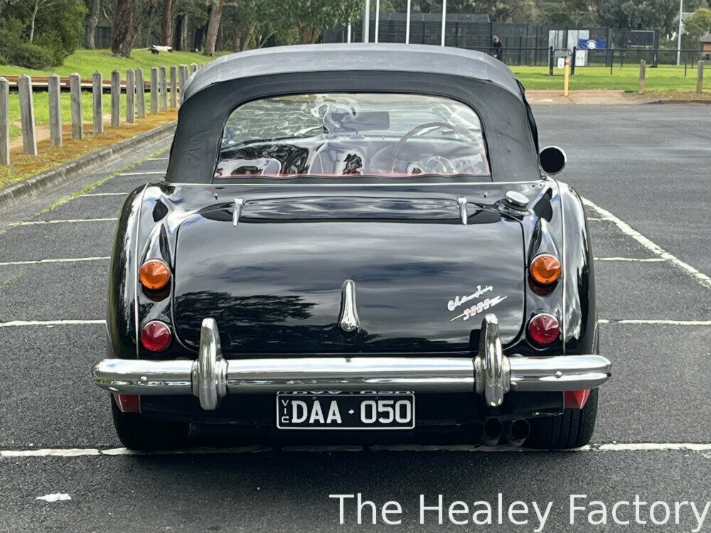 1966 AUSTIN HEALEY 3000 MK III BJ8 4 SP MAN + OVERDRIVE 2D ROADSTER