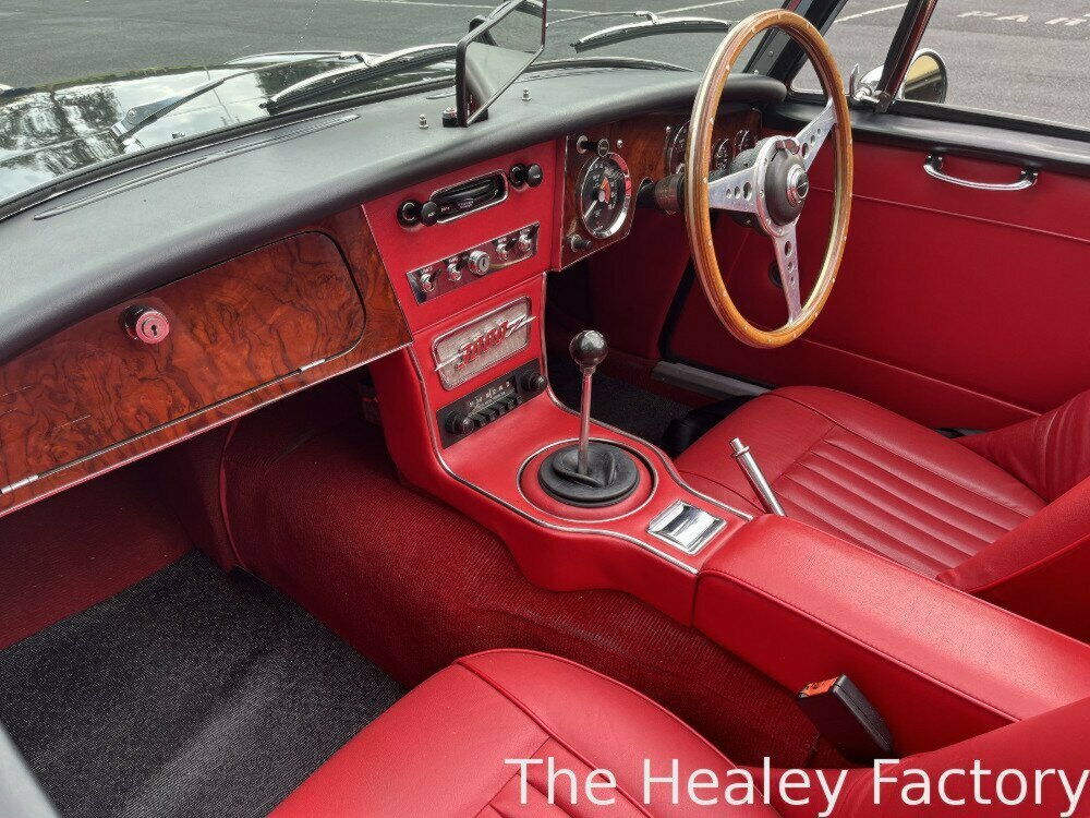 1966 AUSTIN HEALEY 3000 MK III BJ8 4 SP MAN + OVERDRIVE 2D ROADSTER